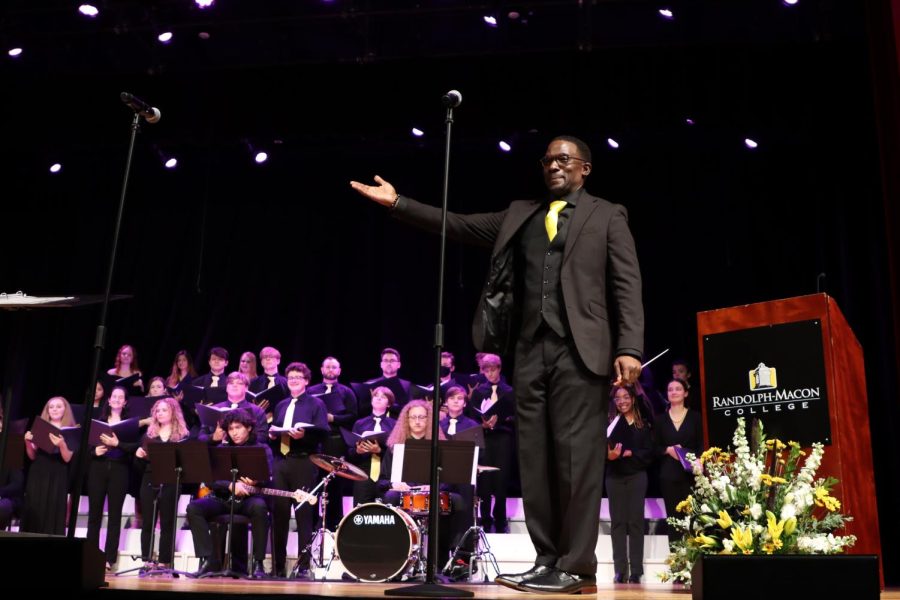 PHOTOS: Concert Choir Fall Recital